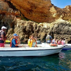 Les-falaises-de-la-Ponta-da-Piedade-Portugal